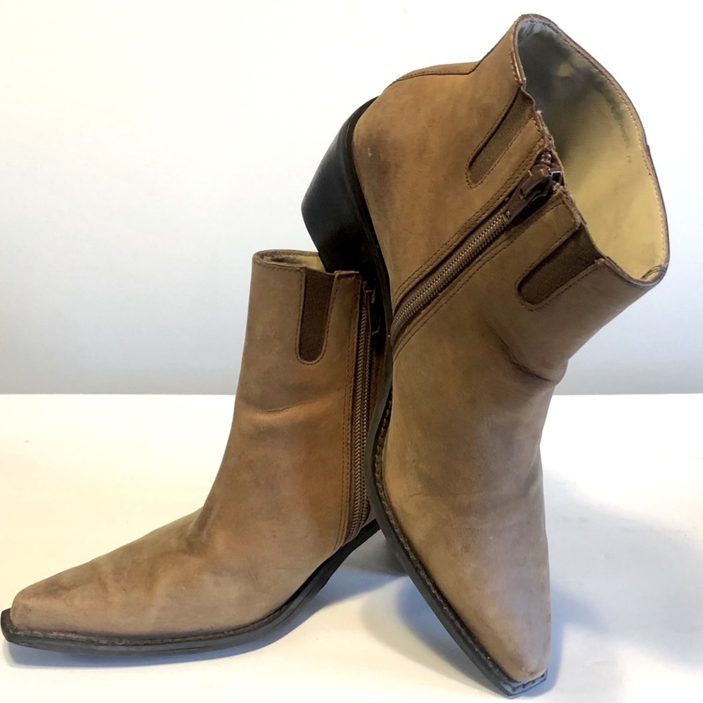 Brown ankle square toe boot